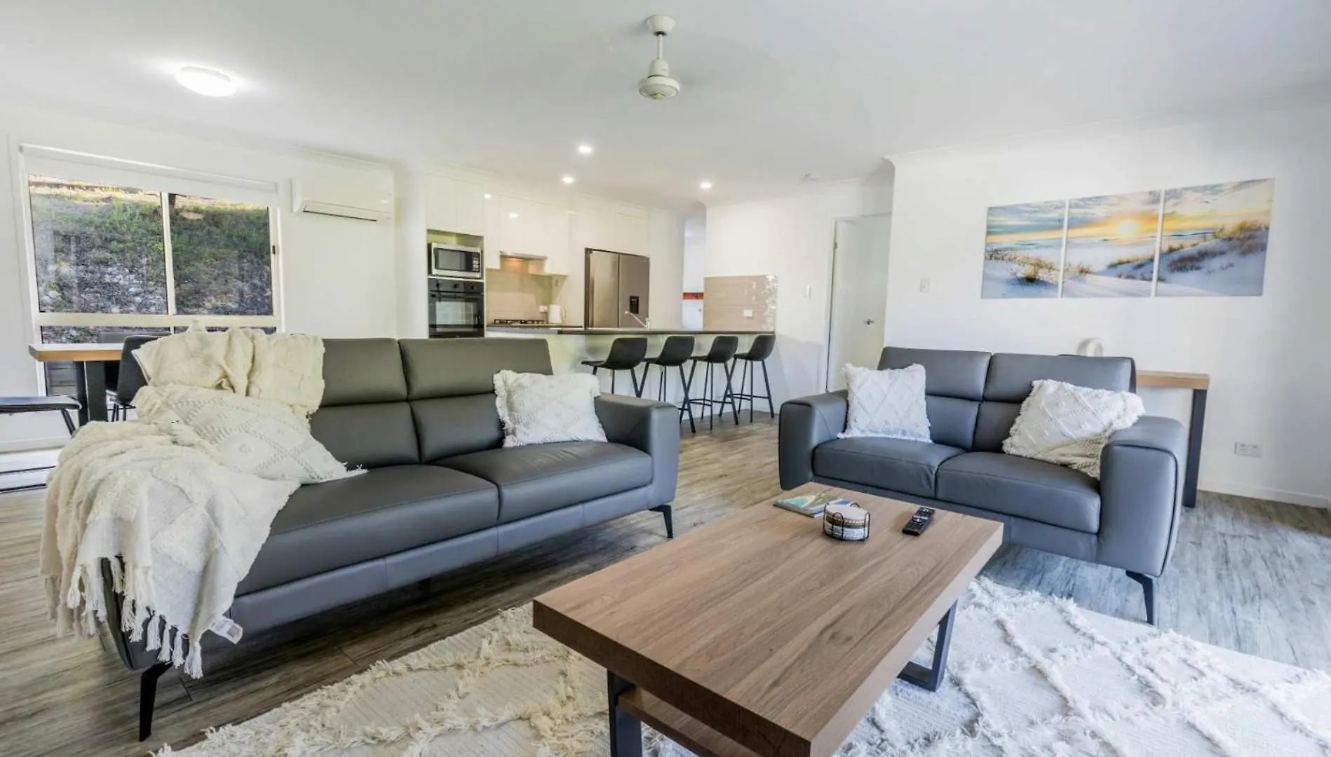 Holiday home Bayview - Three Bedroom, Family & Pet Friendly Coastal Getaway In Agnes Water Australia
